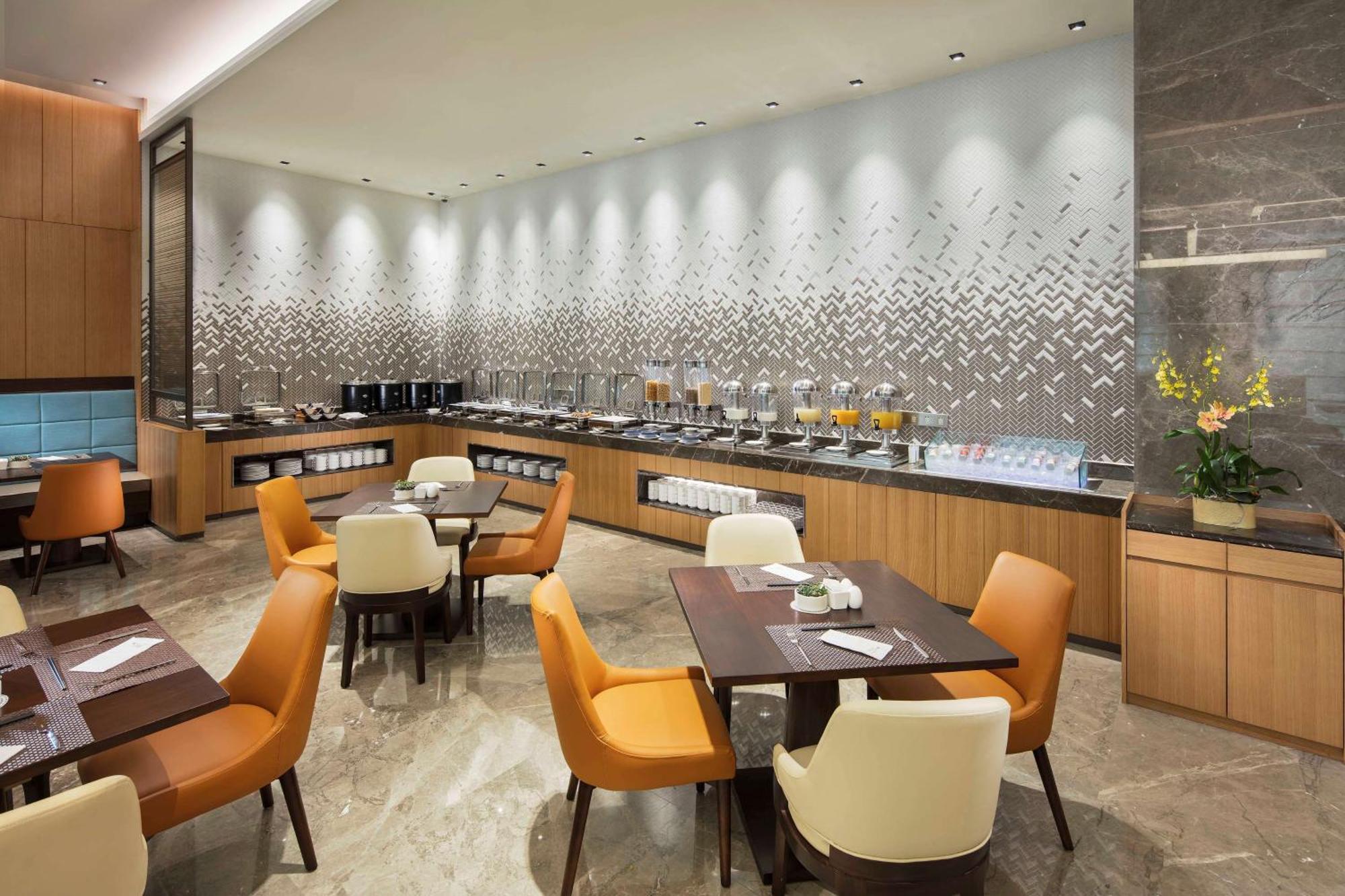 Hilton Garden Inn Shiyan Shiyan  Экстерьер фото